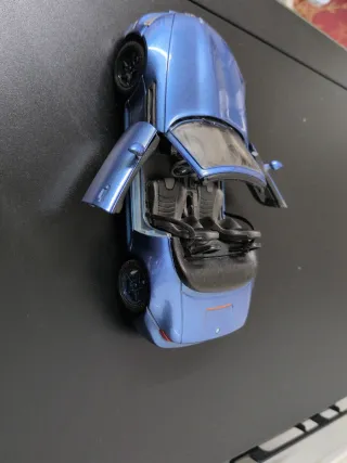 Coche BMW 1/24 Burago Azul