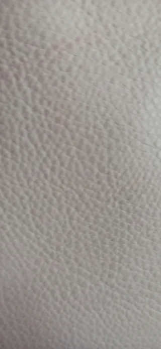 Bolso de piel blanco