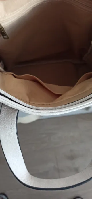 Bolso de piel blanco