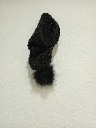 Gorros de lana cada uno 3euros