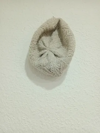 Gorros de lana cada uno 3euros