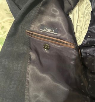 Traje de vestir azul y gris