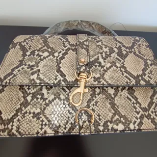 Mala senhora,nova, padrão cobra bege e castanho.