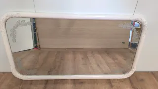 ESPEJO DE PARED DE MADERA CON DIBUJOS