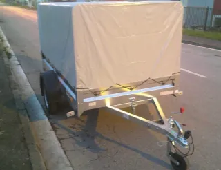 Remolque cerrado lona