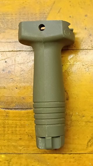 Impugnatura verticale tango down airsoft softair