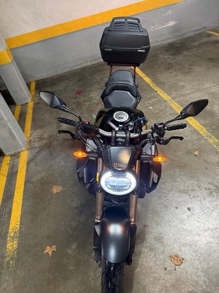 Honda CB650R 2020 Negra