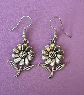 Orecchini fiore argentati