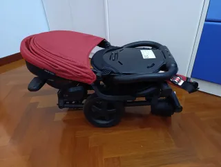 Triciclo evolutivo Qplay rojo,casi sin uso