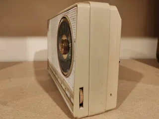 Radio Europhon modello SB60