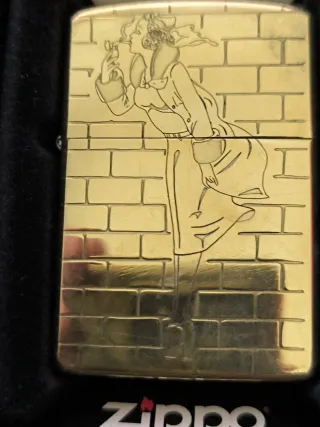 Zippo Original Made in USA con incisione laser