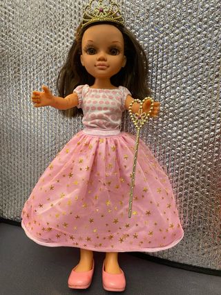 Muñeca Nancy Princesa Corona y Varita