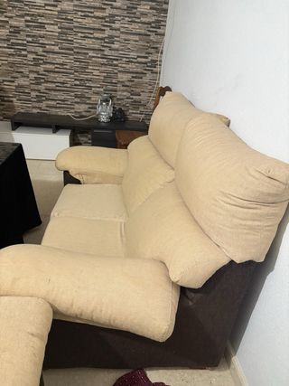2 Sofás de tela beige y marrón