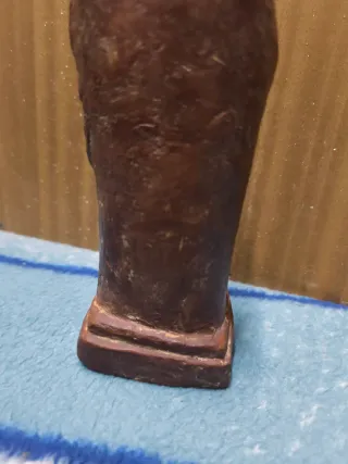 Dama de baza antigua