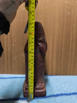 Dama de baza antigua