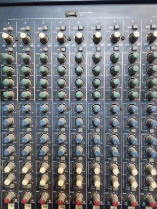 Yamaha mg 24/14 fx