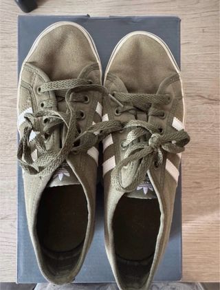 Zapatillas Adidas Verde y Blanco