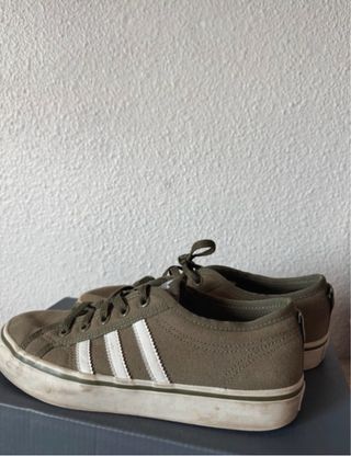 Zapatillas Adidas Verde y Blanco