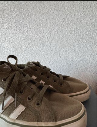 Zapatillas Adidas Verde y Blanco
