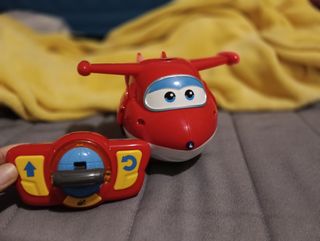 Jett Super Wings Teledirigido Luz Sonido.Anda solo