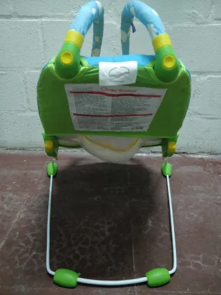 Bouncer Tiny Love Gymini con vibrador relajante.