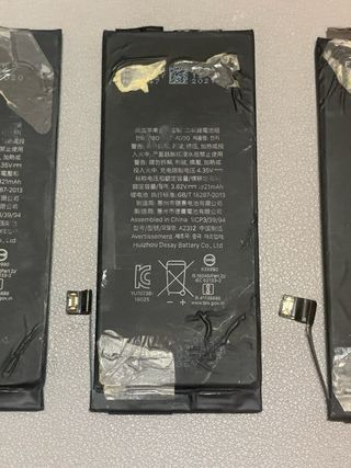 Lote de 3 Baterías iPhone SE2  - Original Apple 