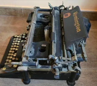 Máquina de escribir Remington Standard 12