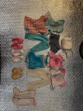 Ropa y Accesorios Muñeca Nancy