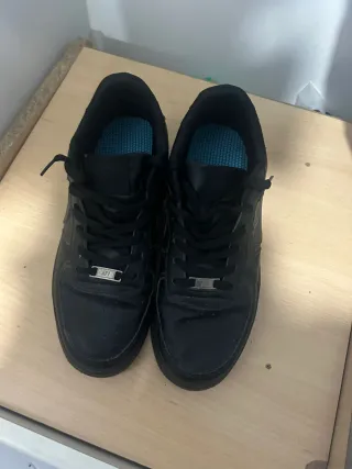 Tenis Nike Air Force 1 Negros