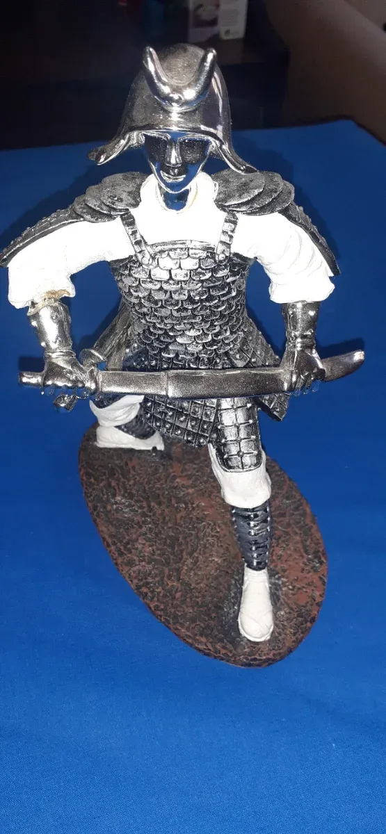 Figura Samurái Guerrero Japonés