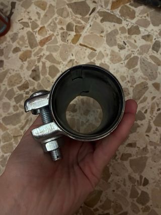 Abrazadera Conector Tubería 70/114