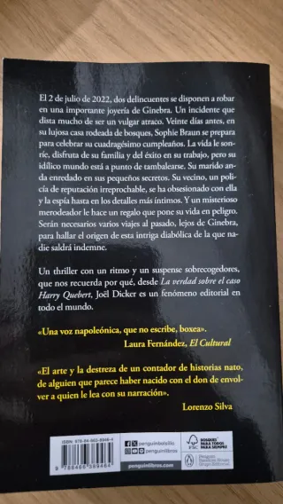 Joel Dicker libro "Un animal salvaje"