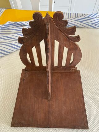 Antigua Estantería de madera epoca modernista,