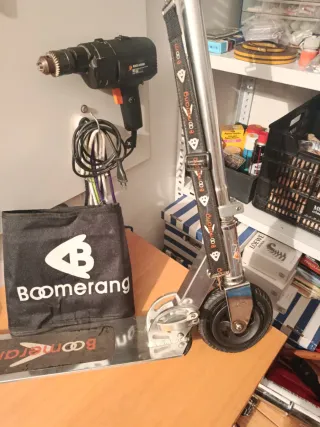 Patinete Boomerang Plata