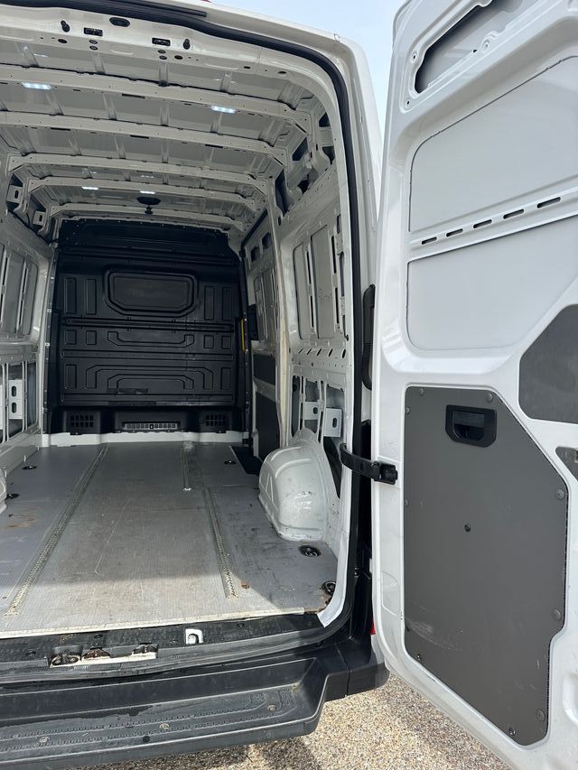 VW Crafter 35 Furgon 4P. BM TN L3H3 2.0TDI 140CV