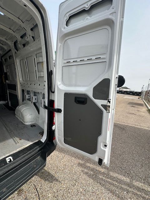 VW Crafter 35 Furgon 4P. BM TN L3H3 2.0TDI 140CV