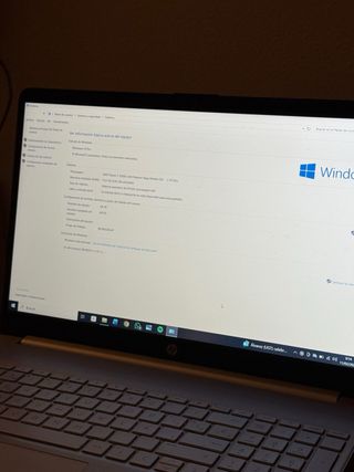 Portátil HP 15s plata