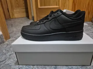 Nike Air Force 1 Negras Talla 42