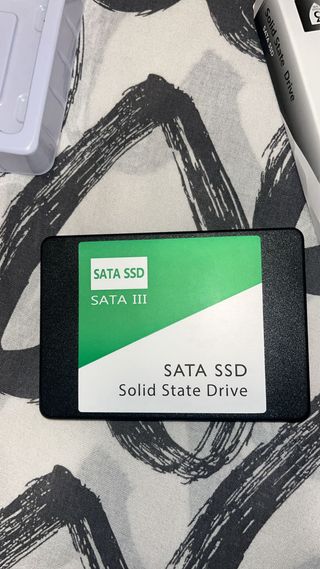 2 SSD SATA III 4TB y 1TB