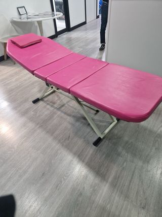 Camilla rosa para tratamientos