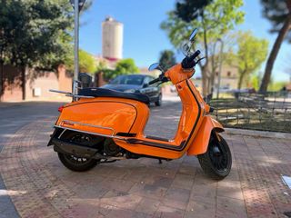 Lambretta V125 Special