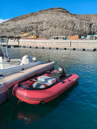 Zodiac Ozeam 360 + Motor Mercury 15cv