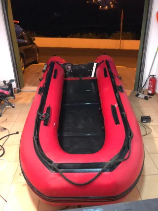 Zodiac Ozeam 360 + Motor Mercury 15cv