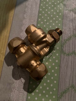 16Raccordo doppio ottone 1,5 e1,2 per atomizzatori