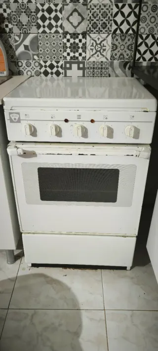 Cocina Eléctrica Blanca ACEC