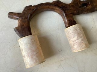 Lámpara rústica YUGO antiguo de Madera.