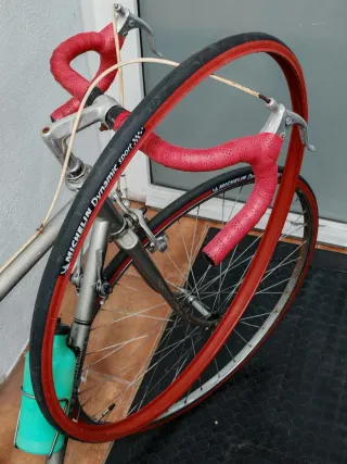 Bicicleta Carretera Antigua BH Hermanos