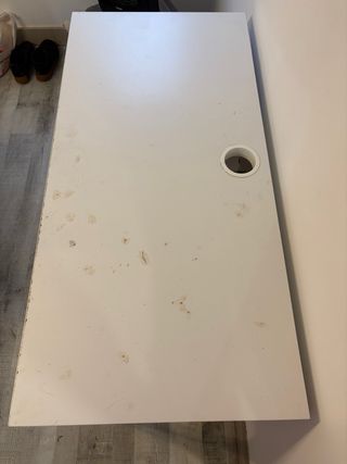 Escritorio blanco metal y madera