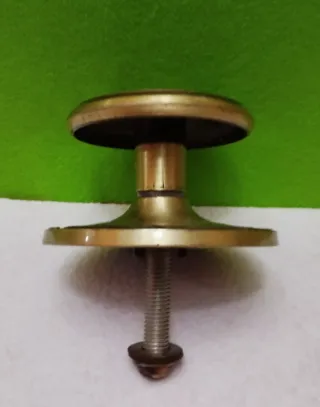 Pomo de puerta,rústico de bronce.