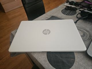 Portátil HP Stream 14 Plata